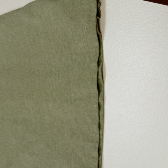 George button front tee with pocket - Picture 6 of 6